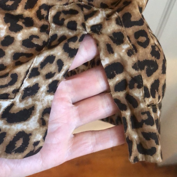 Charter Club leopard print v neck tunic. - Picture 4 of 5